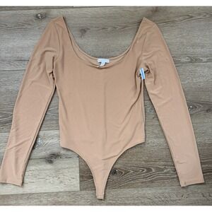 Leith Women's Nude Scoop Neck Long Sleeve Thong Bodysuit Size Medium